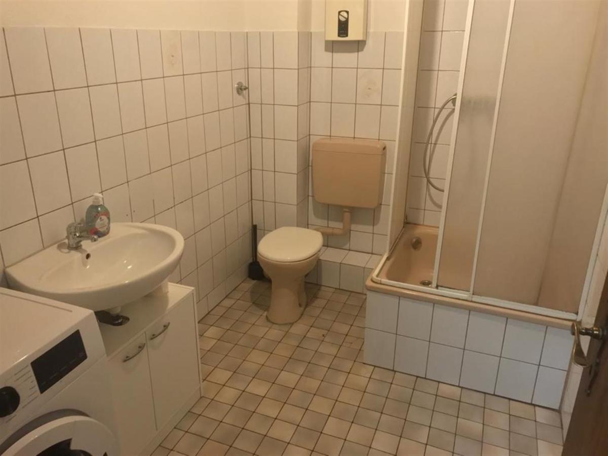 2 Zimmer Wohnungen K&K Unterkunft. Gbr Дуйсбург Екстериор снимка