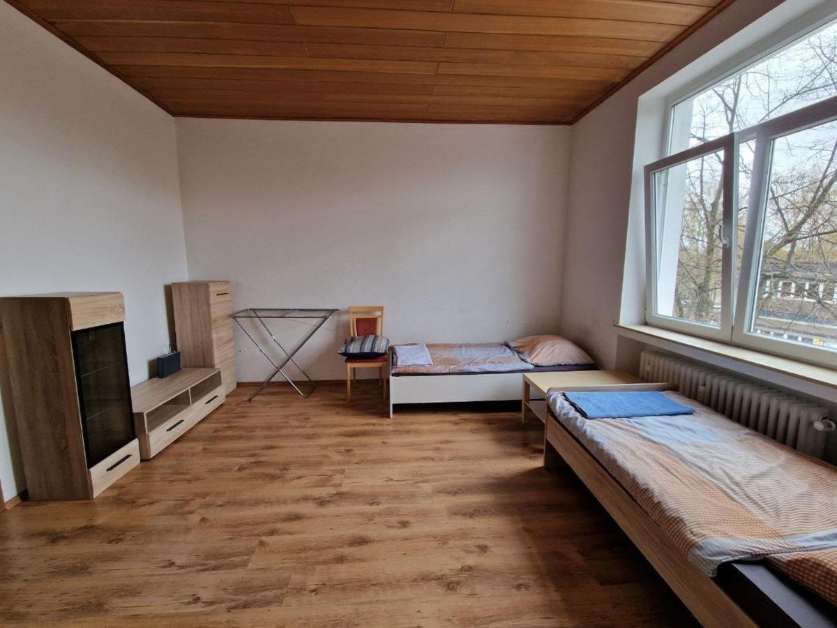 2 Zimmer Wohnungen K&K Unterkunft. Gbr Дуйсбург Екстериор снимка